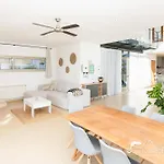 Designer Elodie With Private Pool And Space